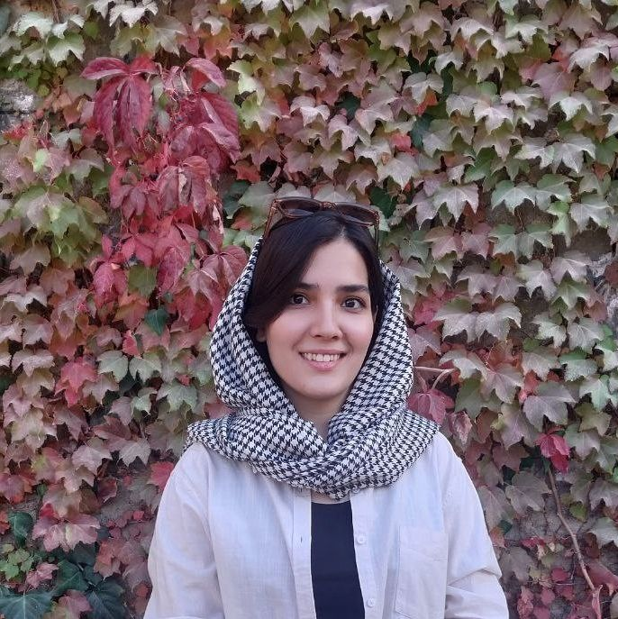 عکس پروفایل راحیل عاشوری